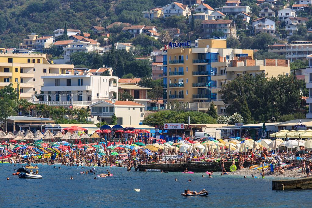 Atlantic Hotel Dobra Voda Exterior foto